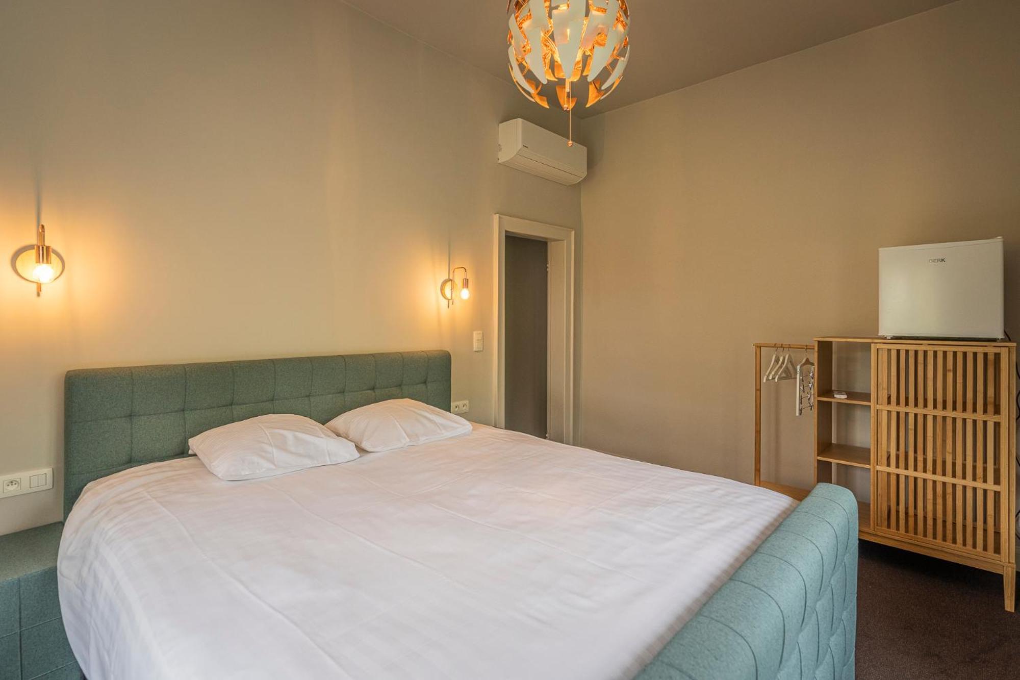Leyselebeke Castle Bed & Breakfast Brugge Bagian luar foto